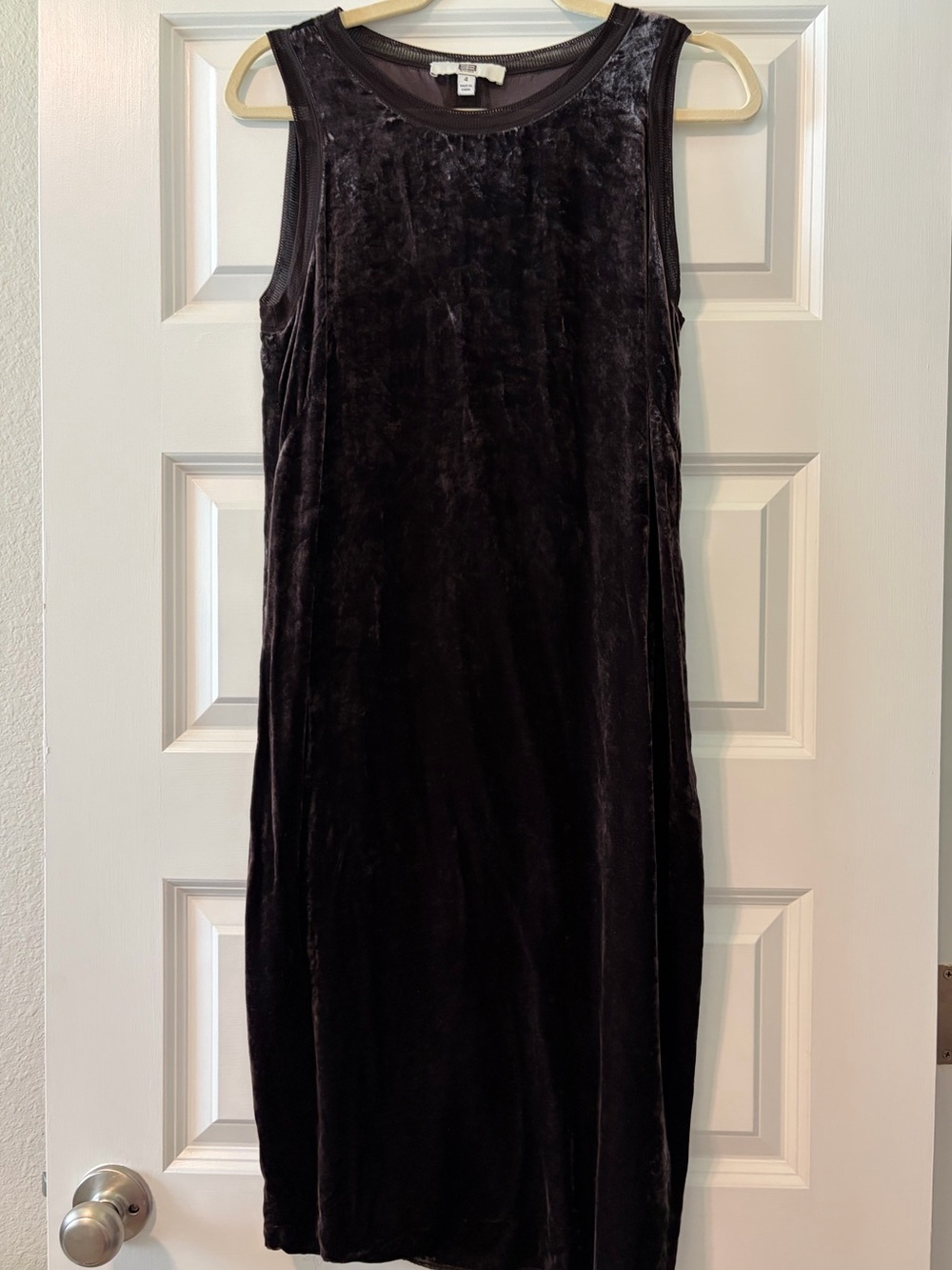 Etcetera Women's Coffee Brown Velvet Sheath Cocktail Dress